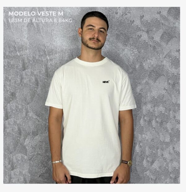 Camiseta Basic Lisa Off-White NEVE
