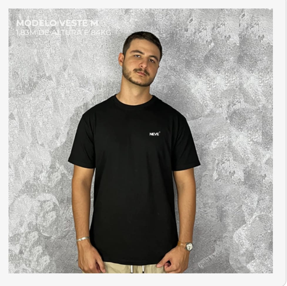 Camiseta Basic Lisa Preta NEVE